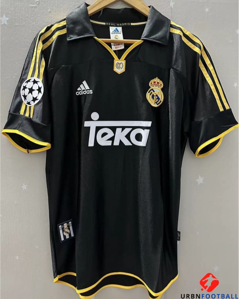 Real Madrid 1998-1999 - Carlos Roberto