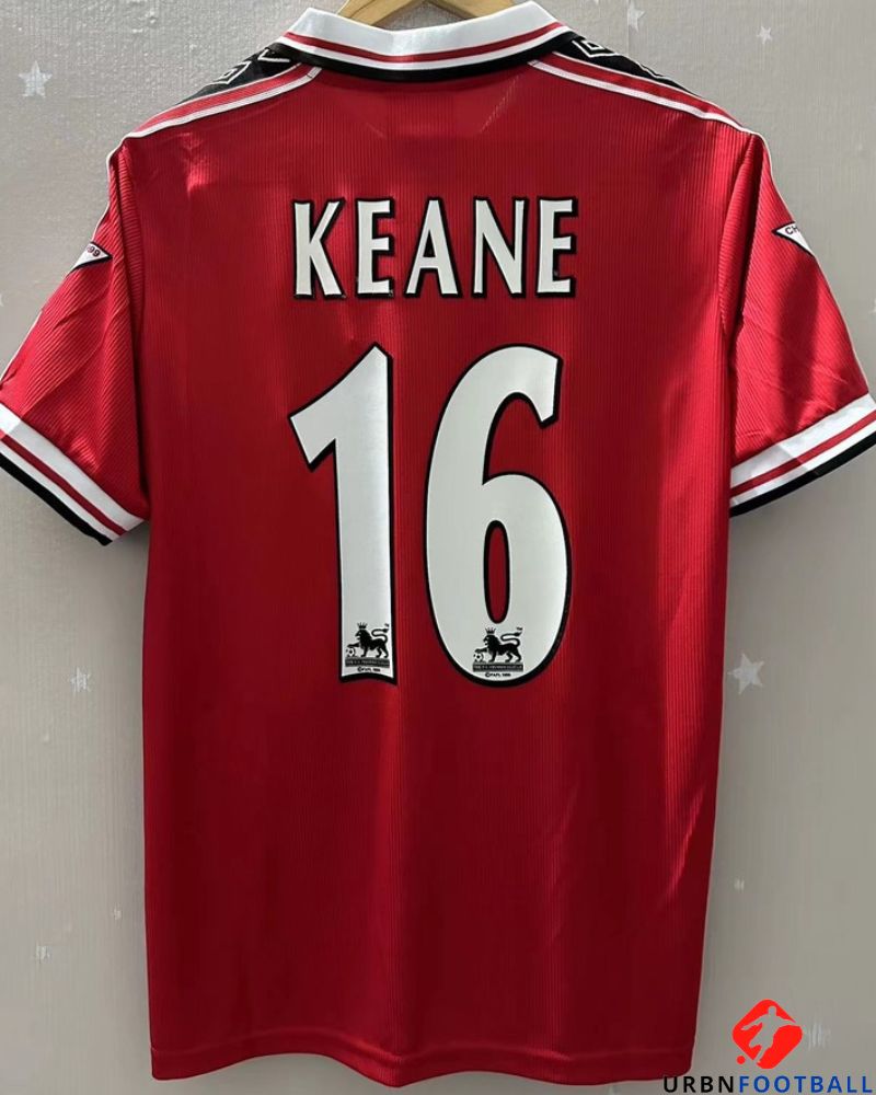 Manchester United 1999-1900 - Keane Roy