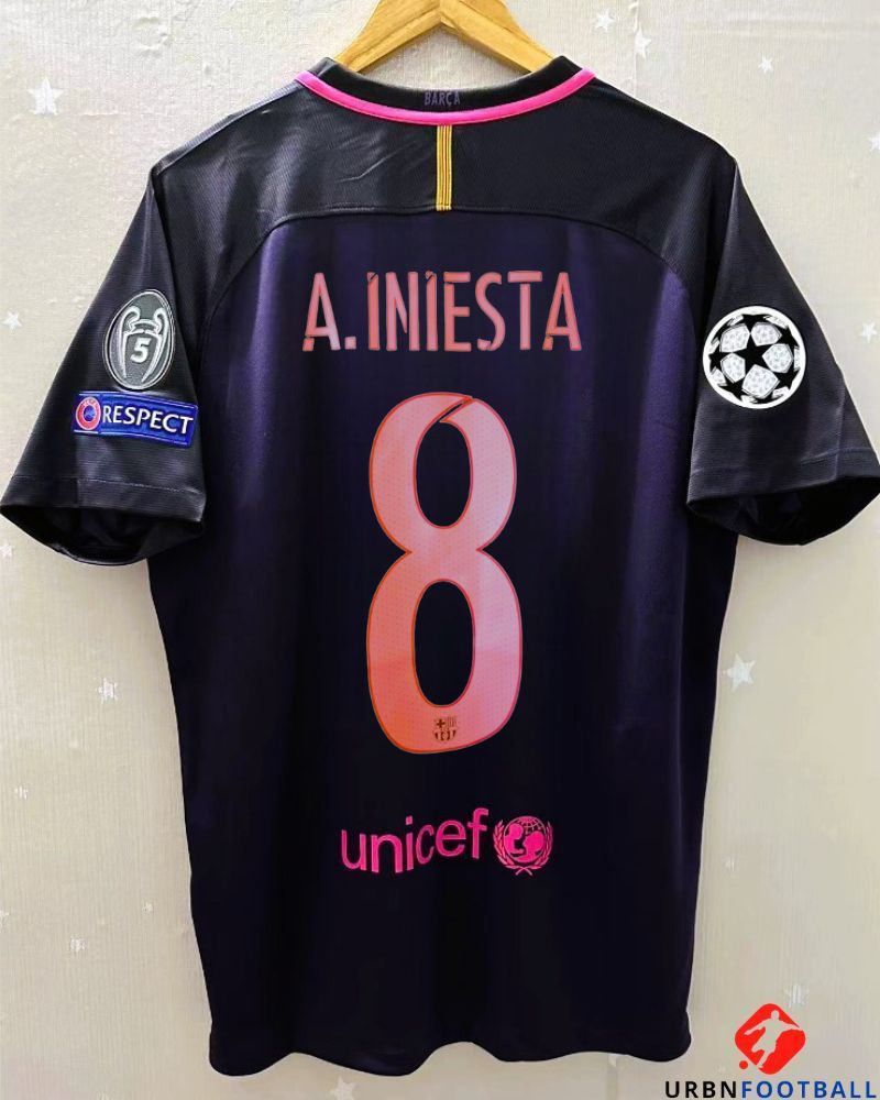 Barcelona 2016-2017 - Iniesta Andres