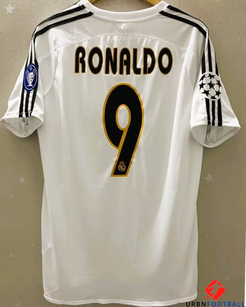 Real Madrid 2003-2004 - Ronaldo