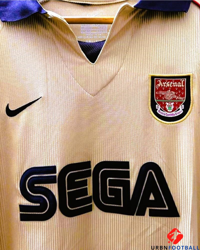 Arsenal 2001-2002 - Bergkamp Dennis