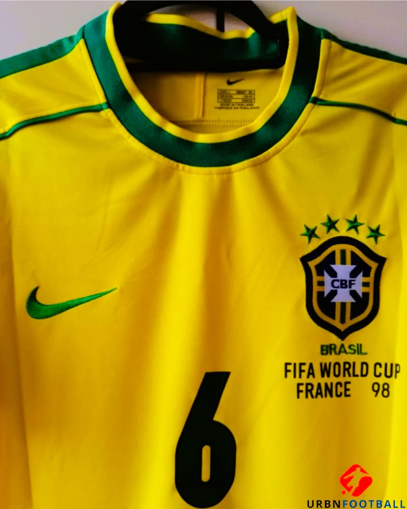Brazil 1998-1999 - Carlos Roberto
