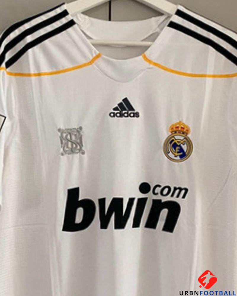 Real Madrid 2009-2010 - Ronaldo Cristiano