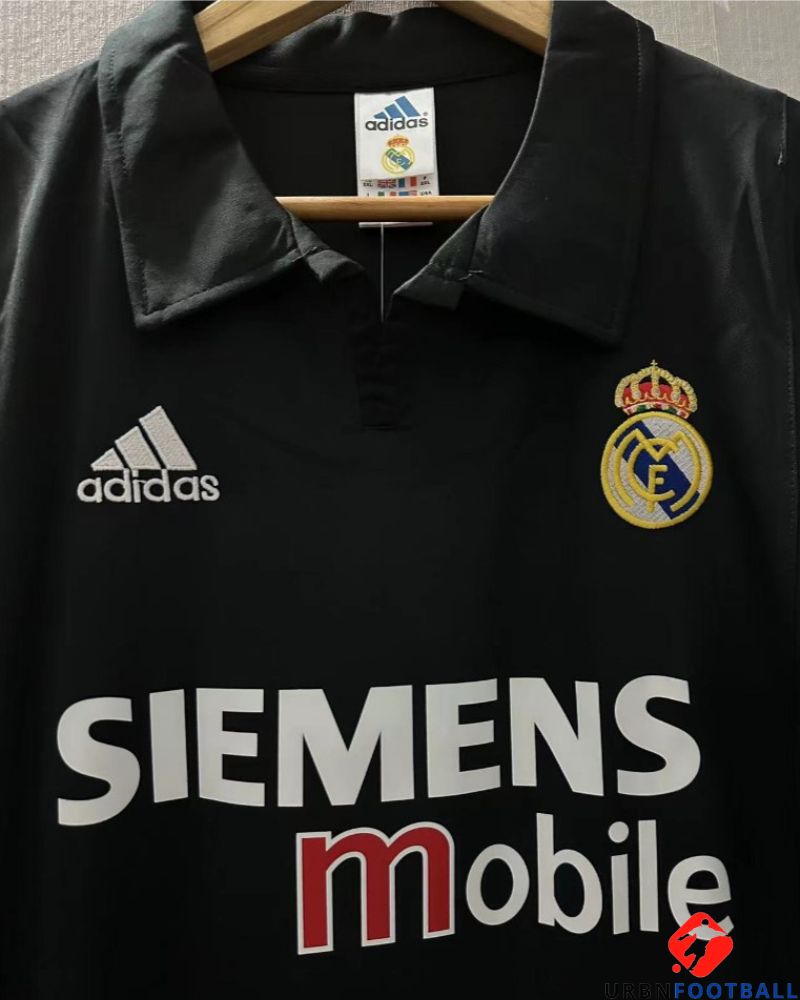 Real Madrid 2002-2003 - Ronaldo