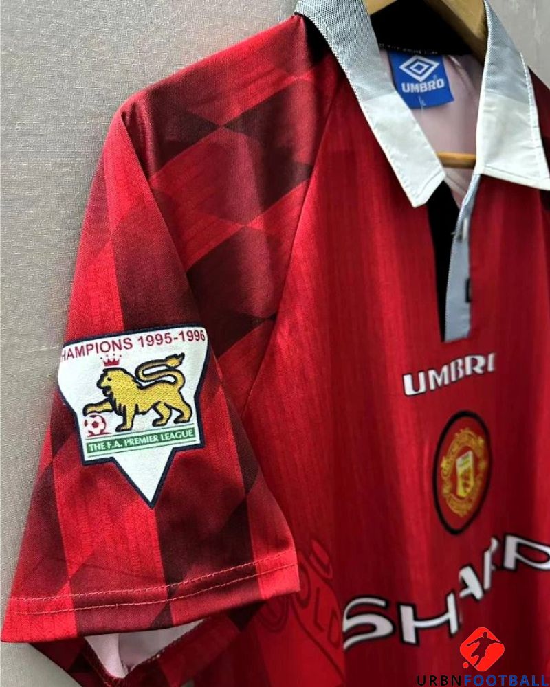 Manchester United 1996-1997 - Cantona Eric