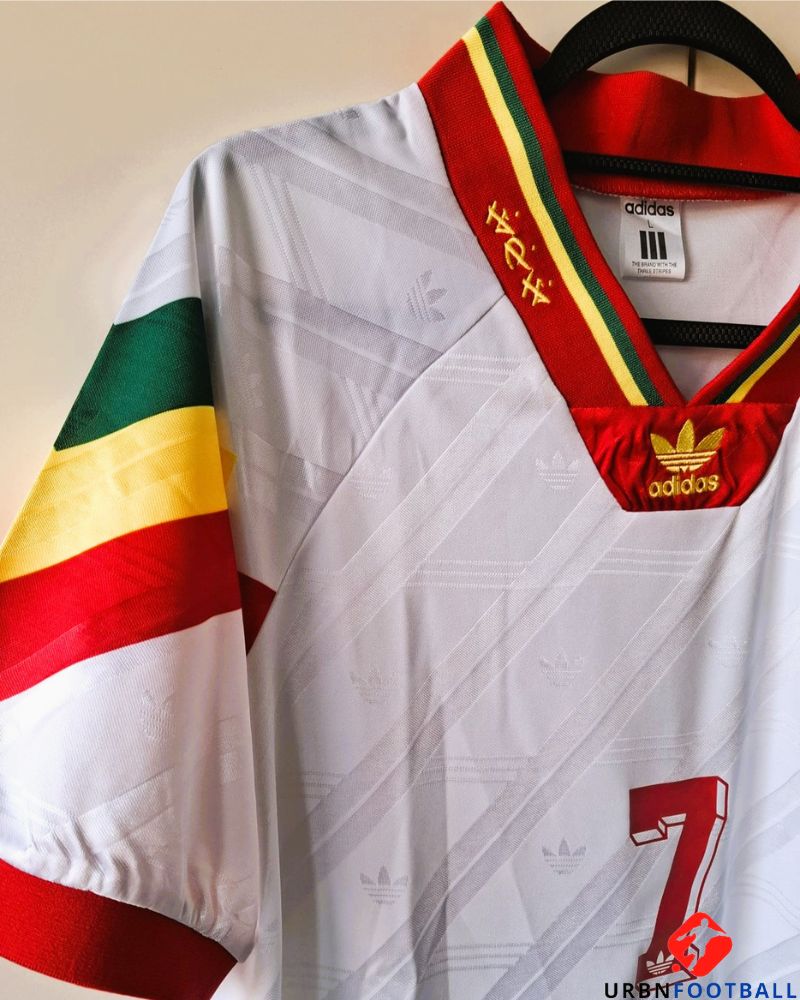 Portugal 1992-1993 - Figo Luis