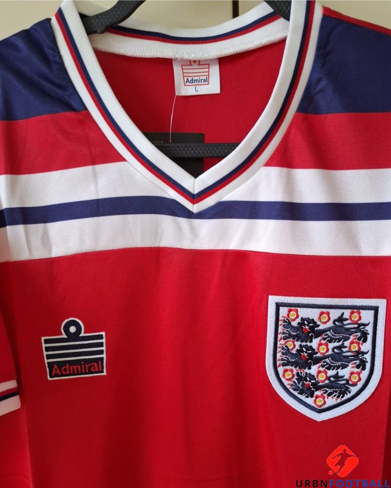 England 1982-1983 - Robson Bryan