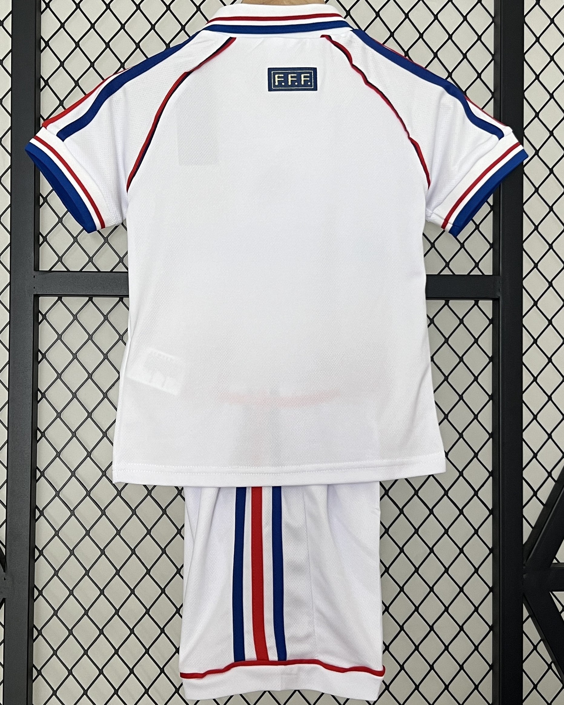 France Kit Bambino