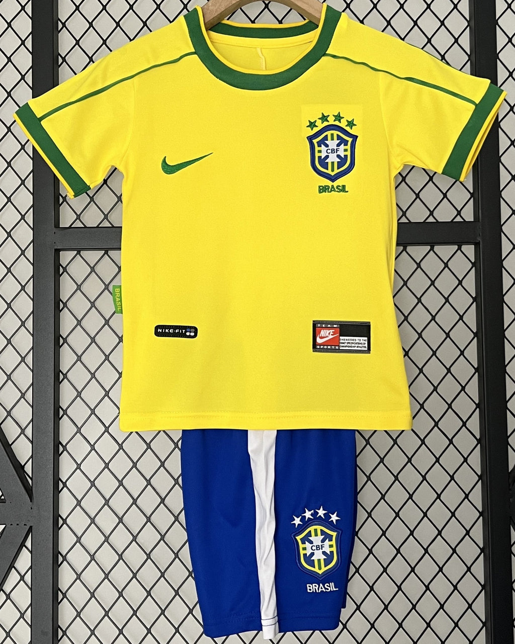 Brazil Kid Kit