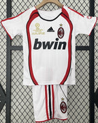 Milan Kid Kit