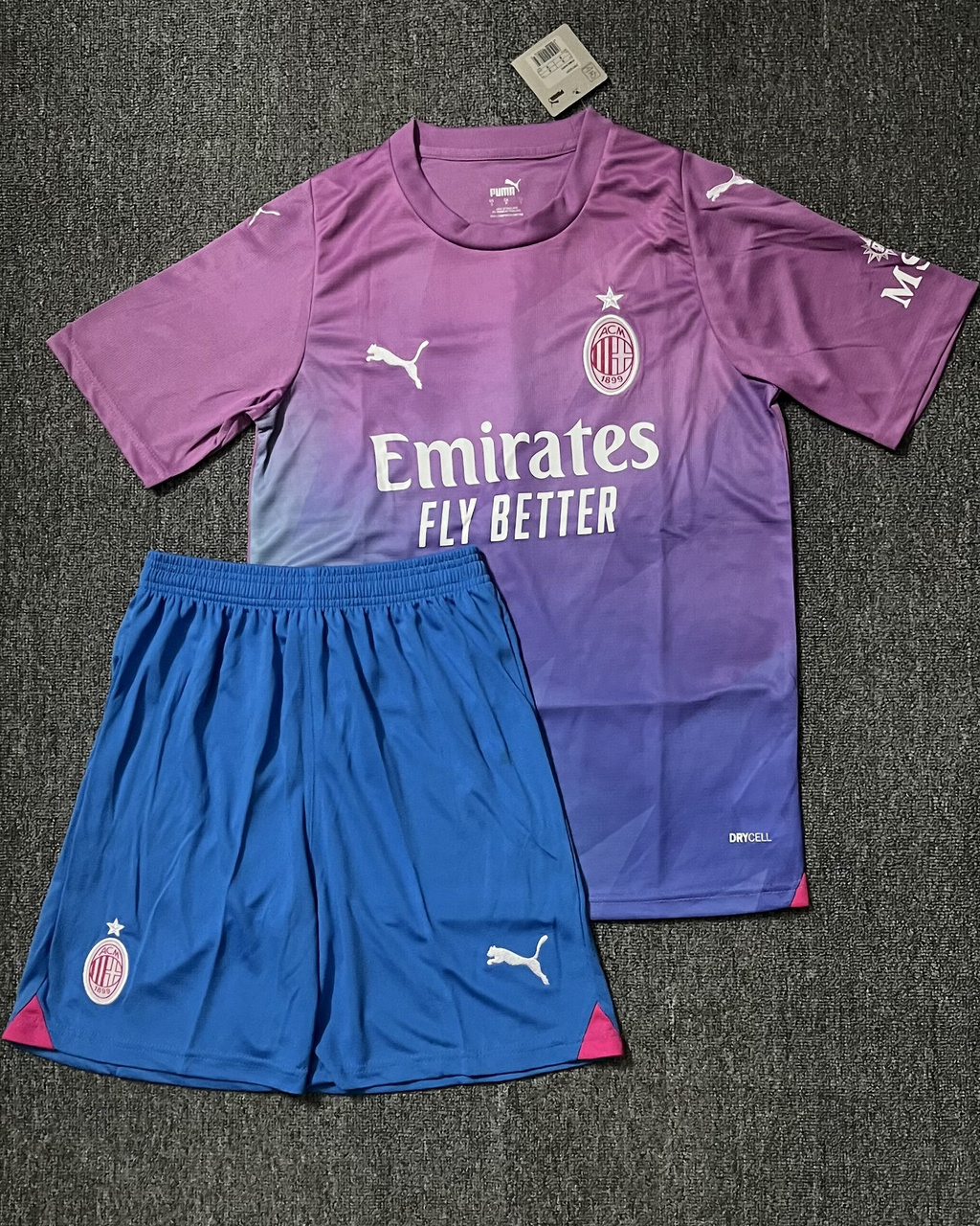 Milan Kid Kit