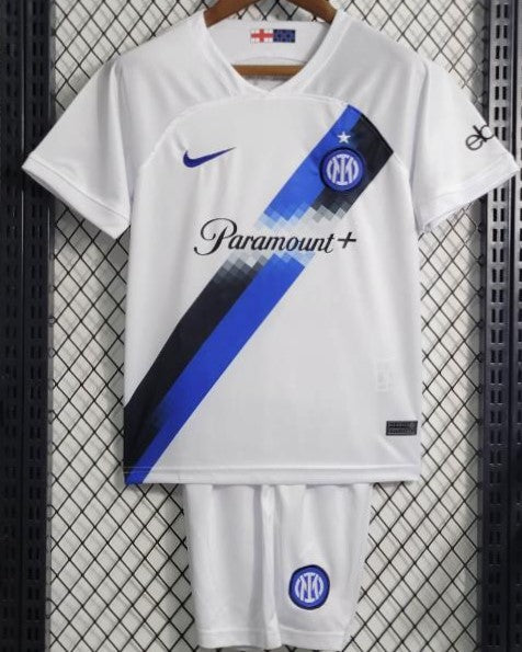 Inter Kid Kit