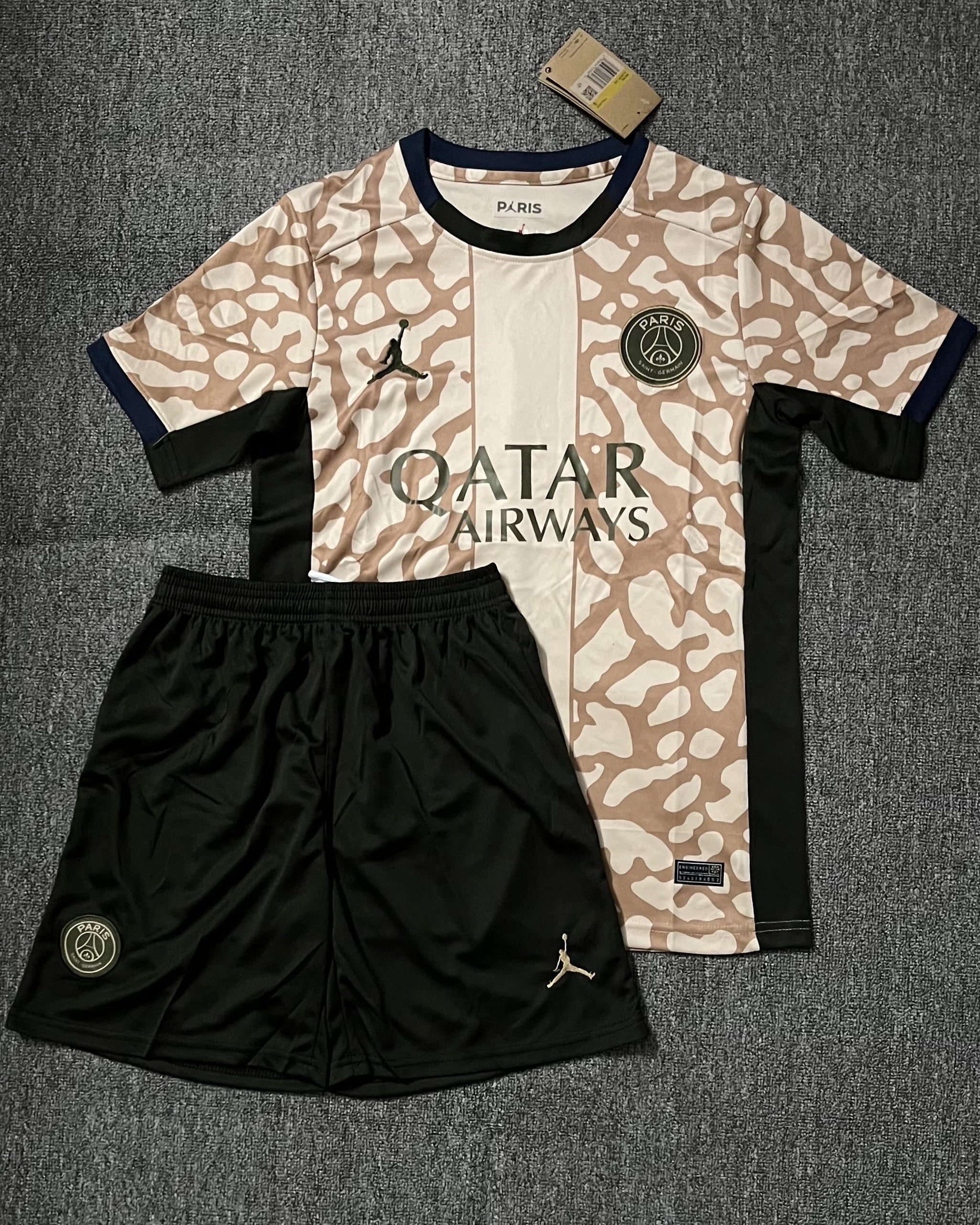 Paris Saint-Germain Kit Per Adulti Saint Germain