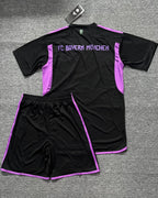 Bayern Munich Kit Per Adulti