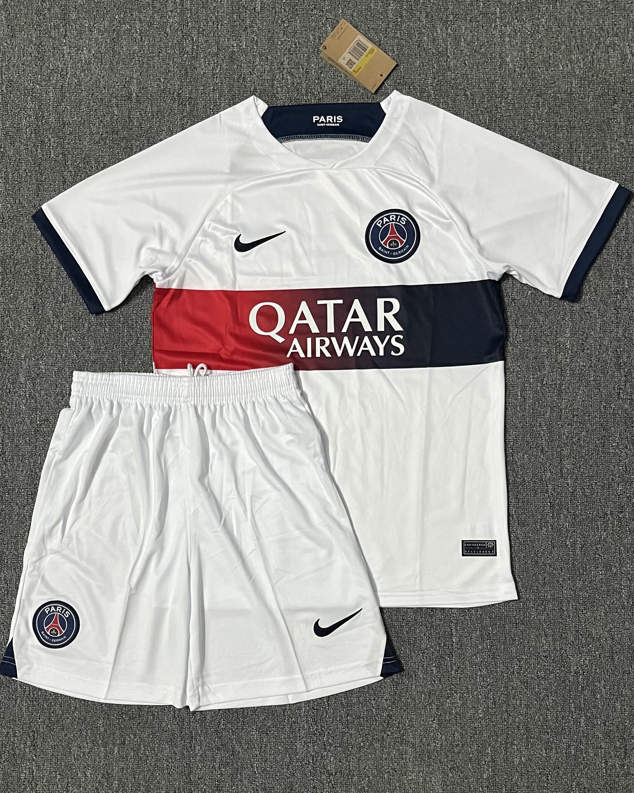 Paris Saint-Germain Kit Per Adulti Saint Germain