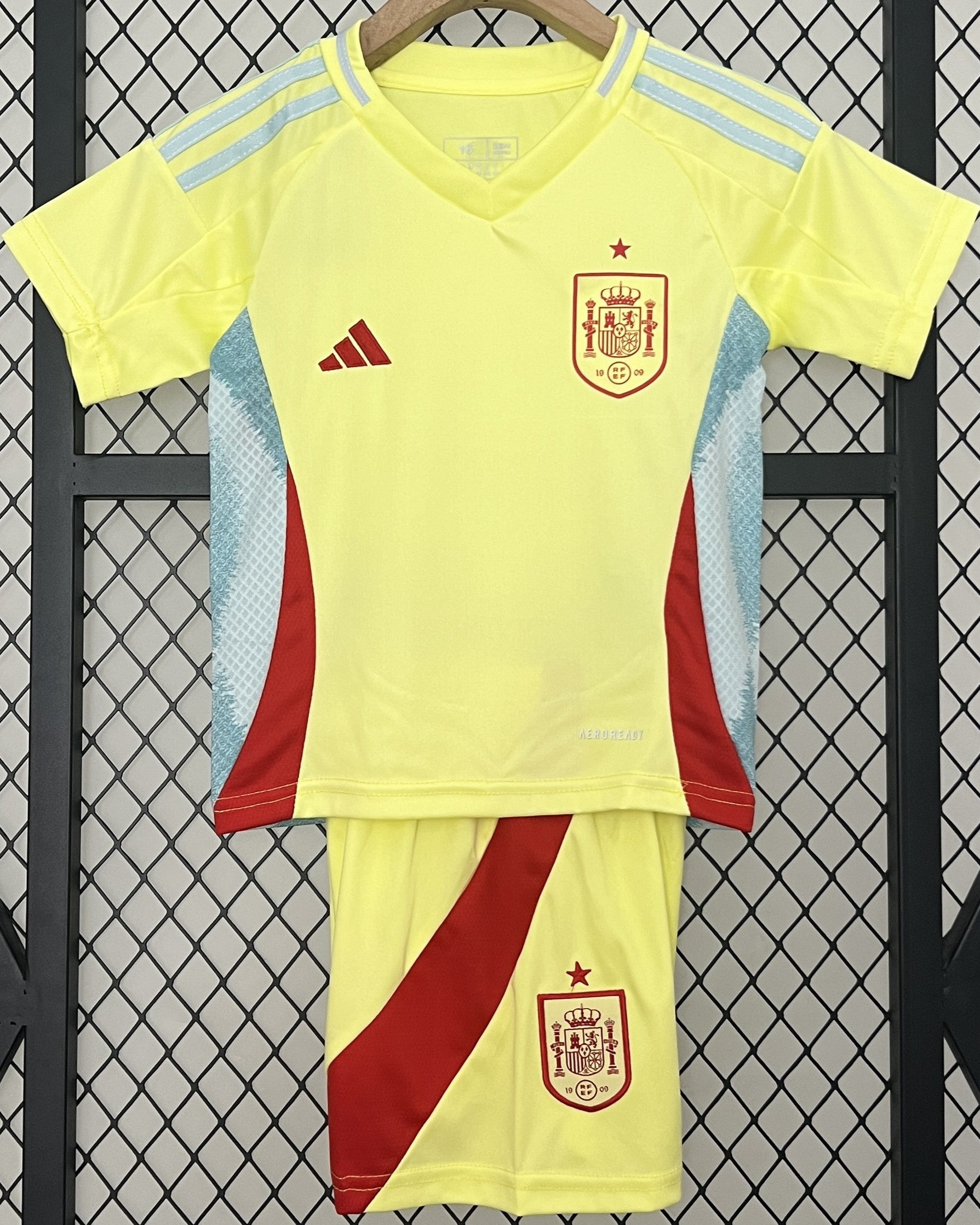 Spain Kit Per Bambini
