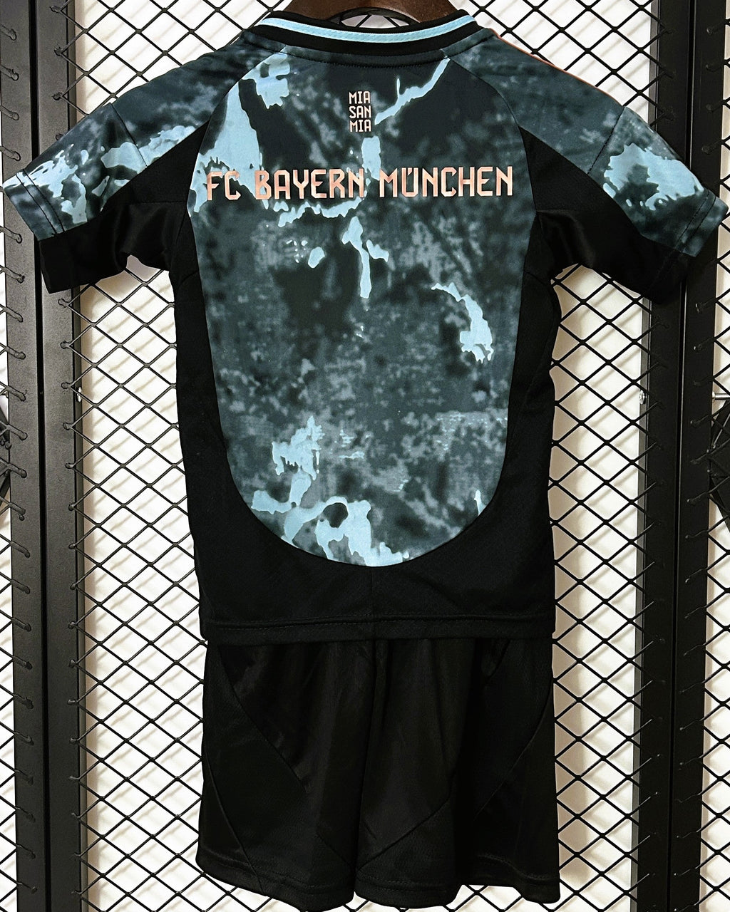Bayern Munich Kid Kit