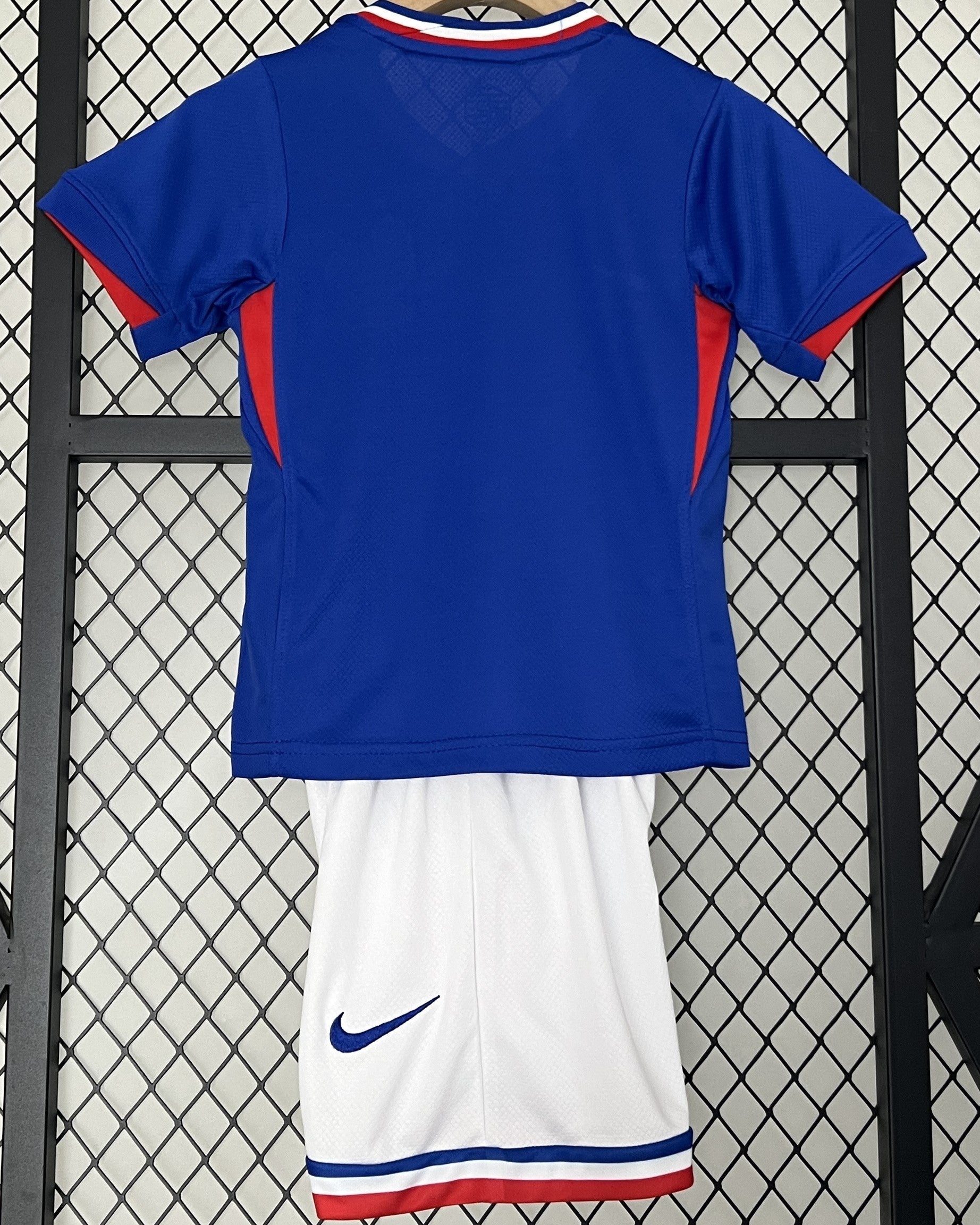France Kit Bambino