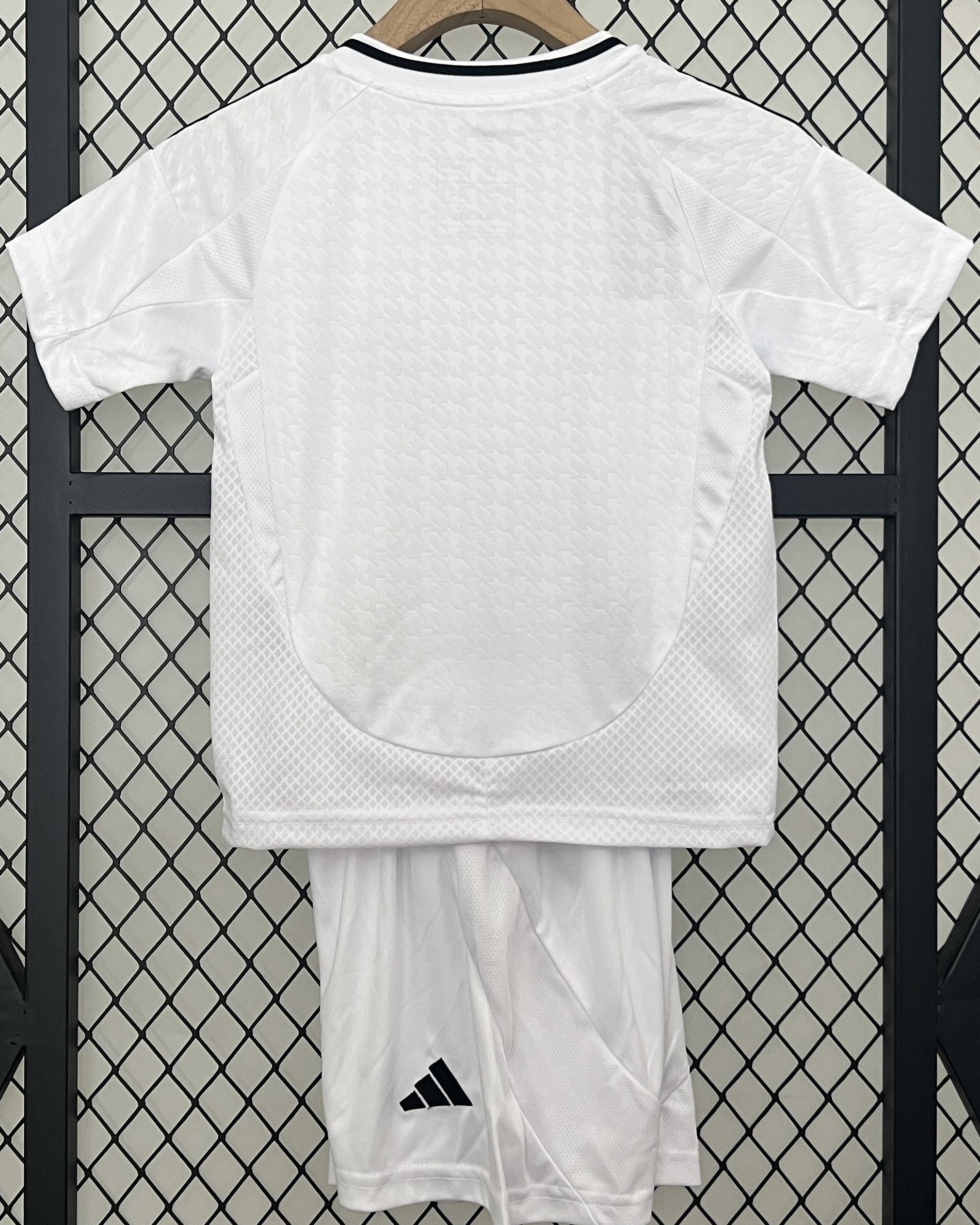 Real Madrid Kit Per Bambini