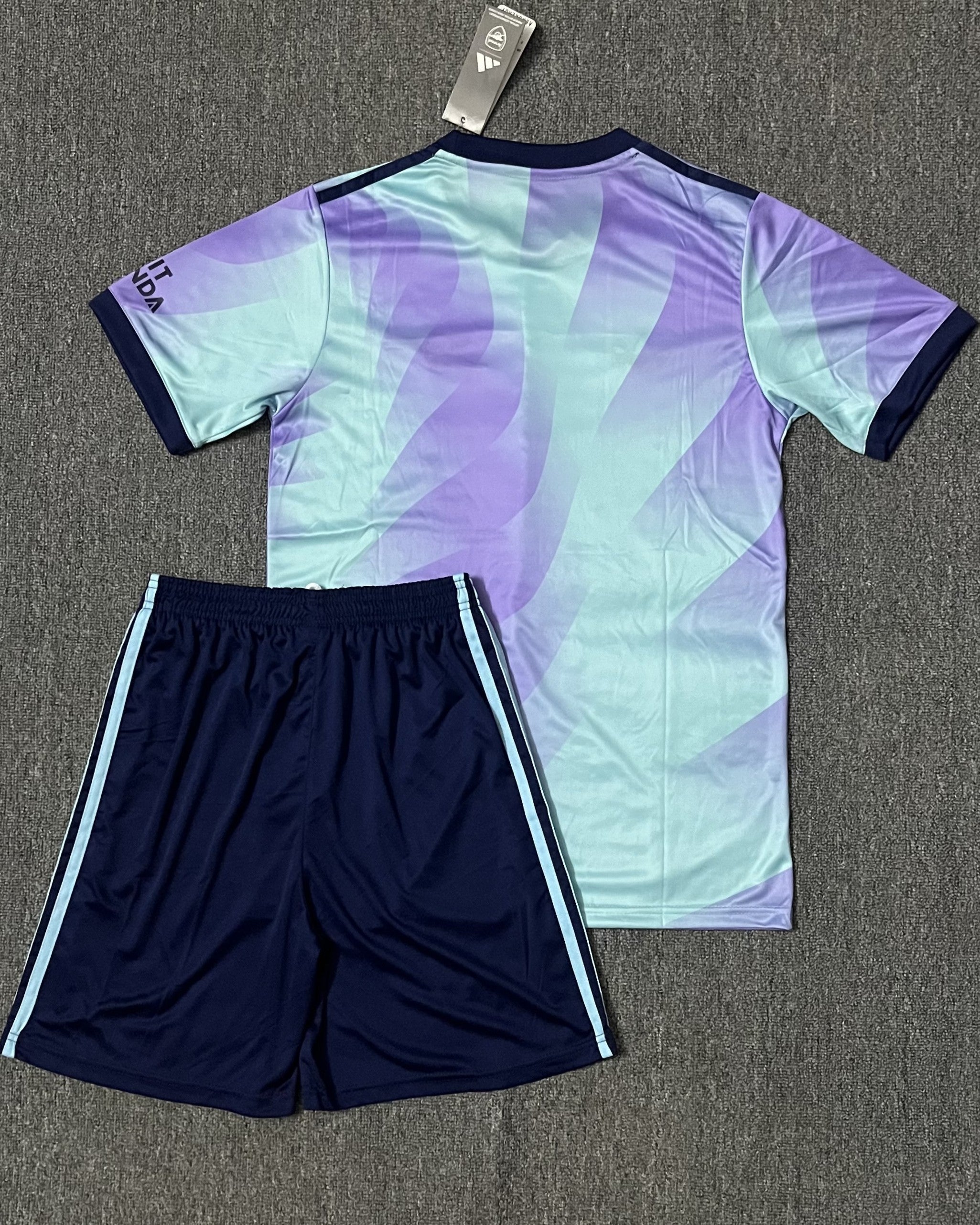 Arsenal Kit Per Adulti