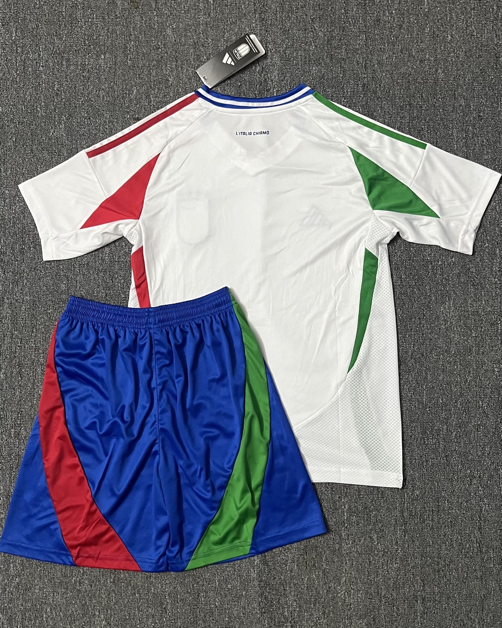 Italy Kit Per Adulti