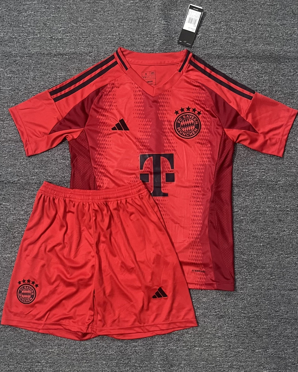 Bayern Munich Kit Per Adulti