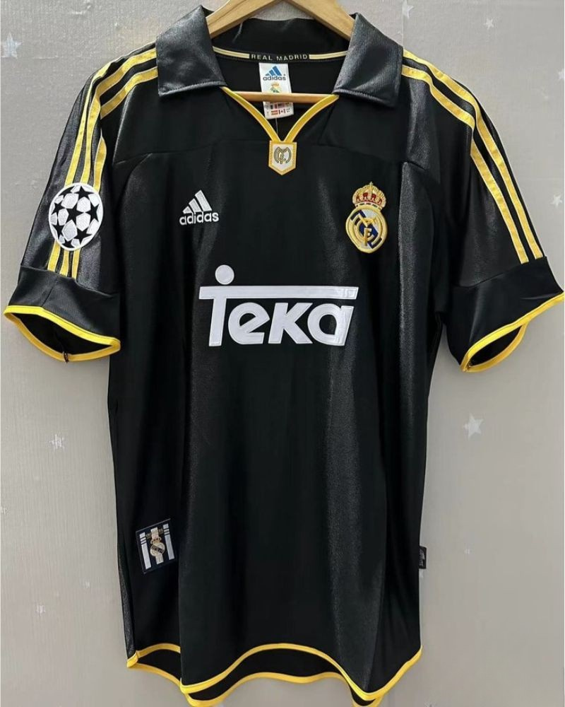 Real Madrid 1998-1999 - Roberto Carlos