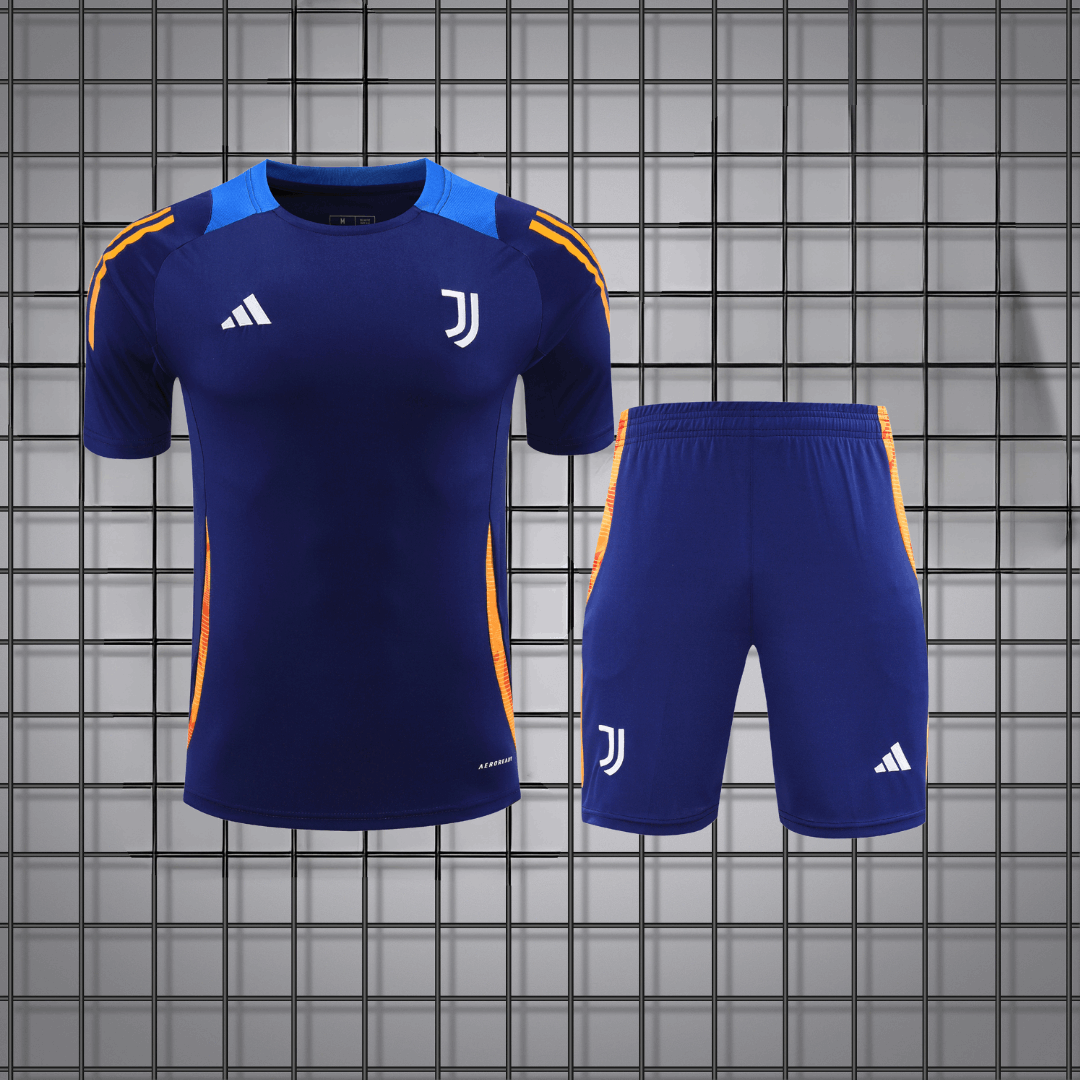 Juventus Kit Shirt + Shorts