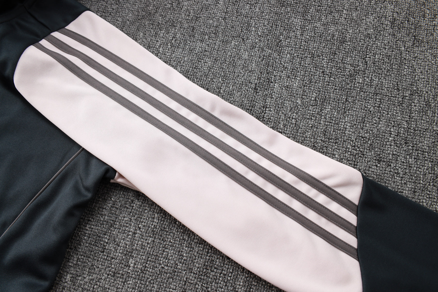 Real Madrid 2025 - Tracksuit