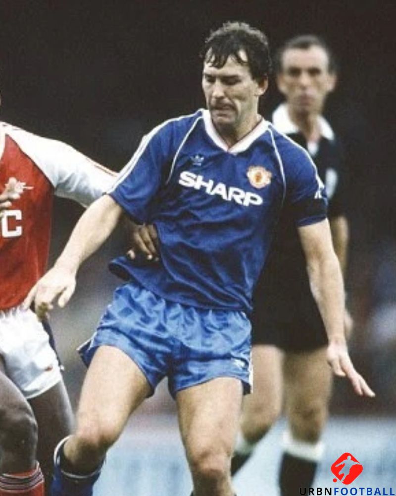 Manchester United 1988-1989 - Robson Bryan