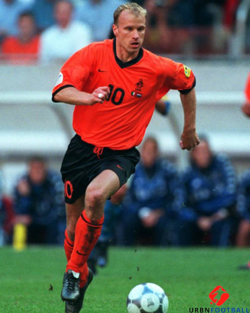 Netherlands 2000-2001 - Bergkamp Dennis