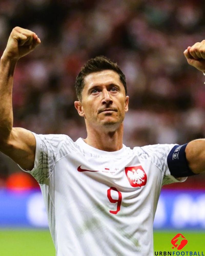Poland 2022-2023 - Lewandowski Robert