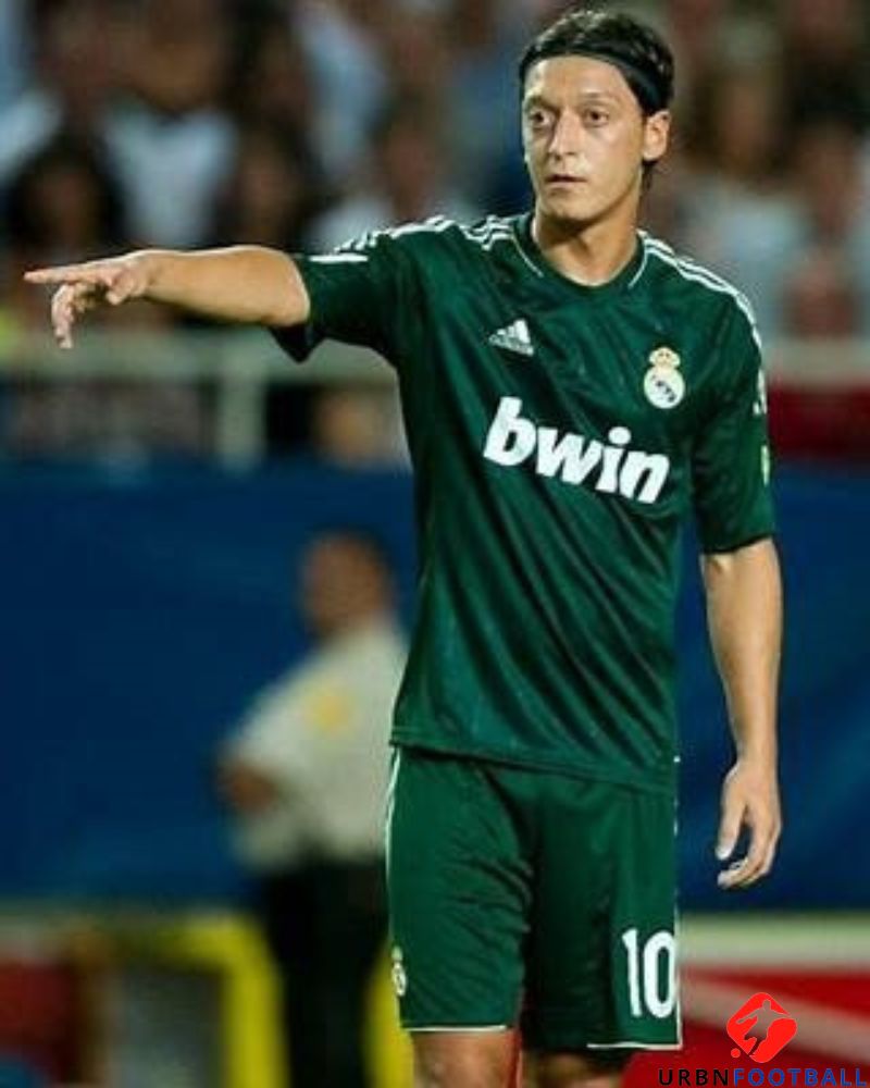 Real Madrid 2012-2013 - Ozil Mesut