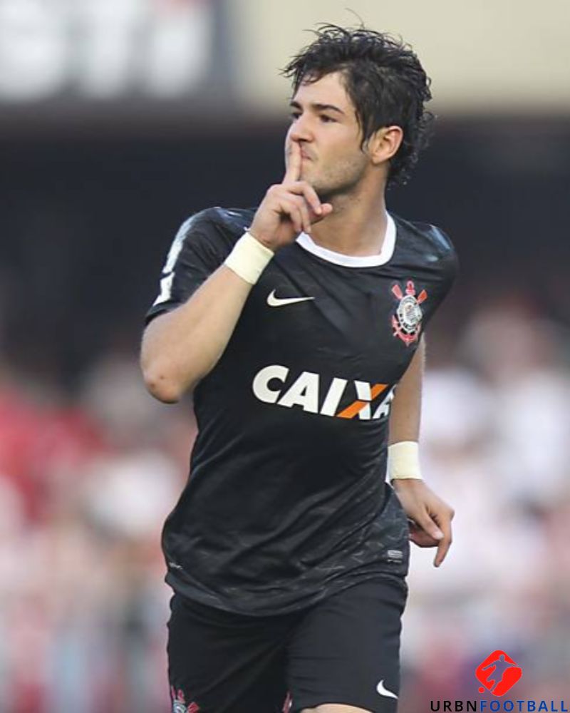 Corinthians 2012-2013 - Pato Alexandre