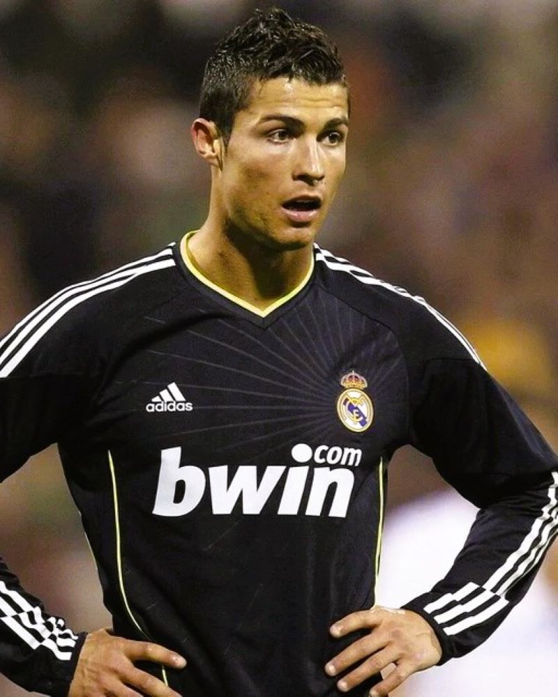 Real Madrid 2010-2011 - Ronaldo Cristiano