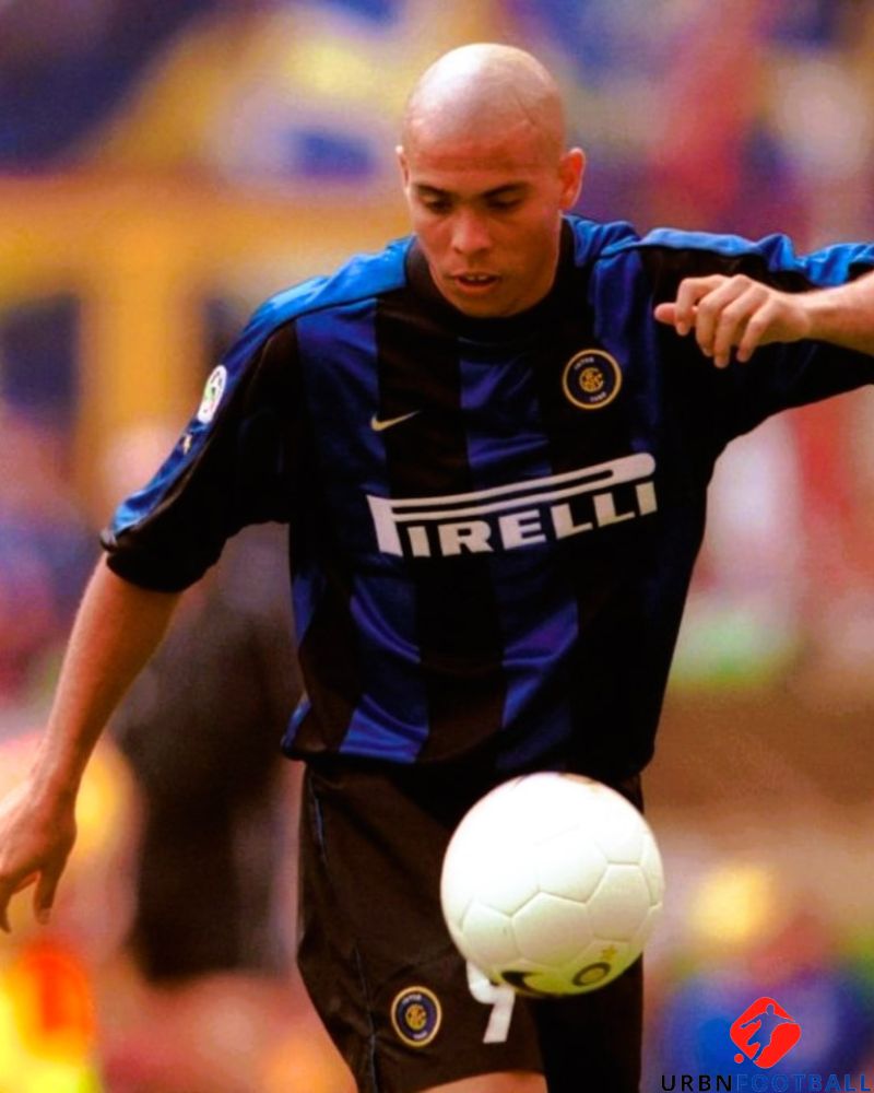 Inter 1999-1900 - Ronaldo