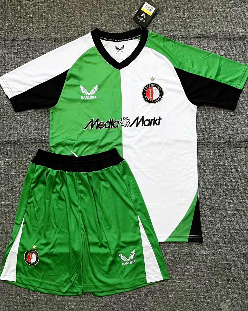 Feyenoord Kit Per Bambini
