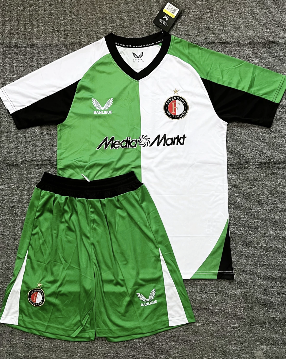 Feyenoord Kit Per Bambini
