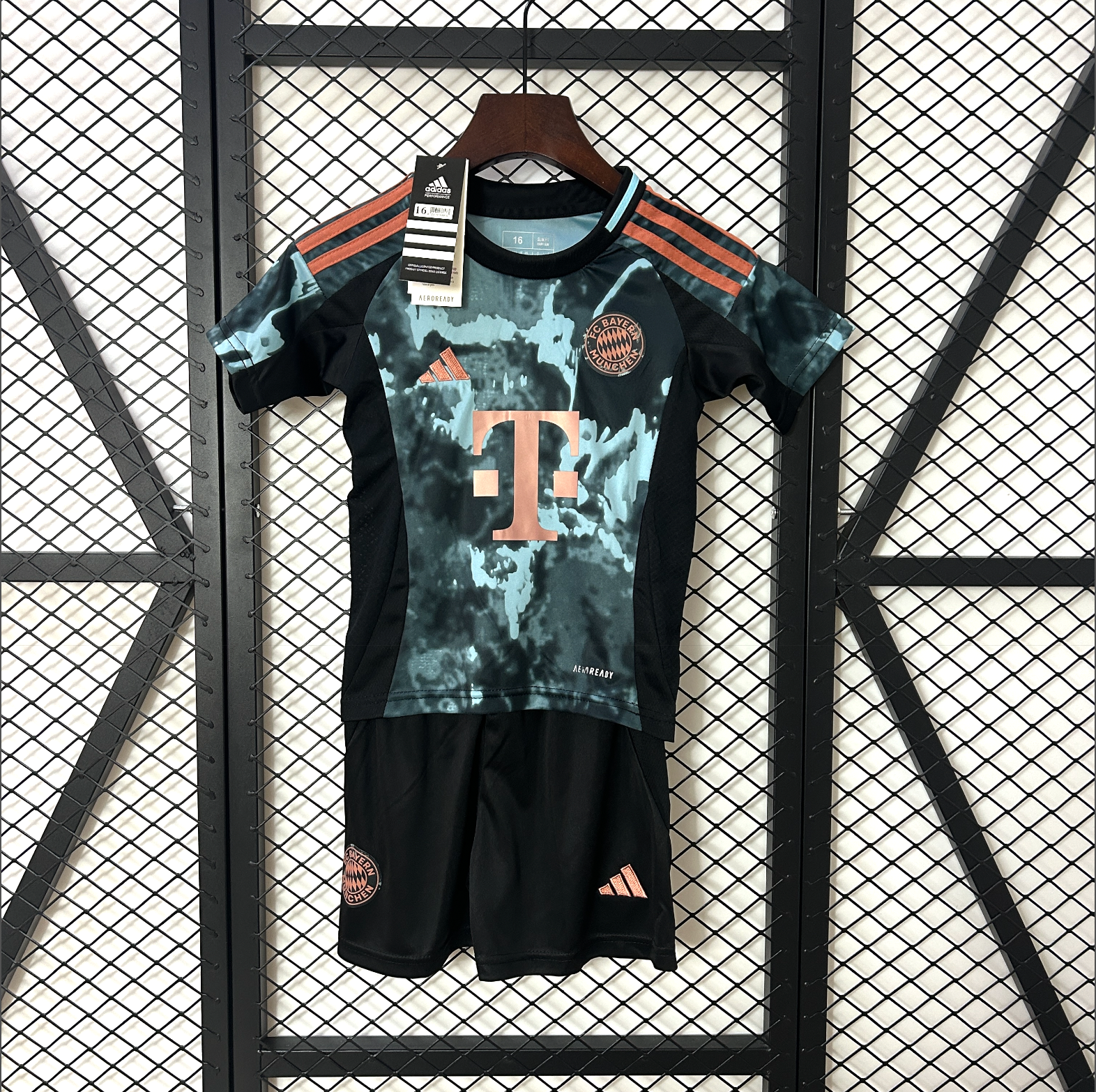 Bayern Munich Kit Per Bambini Munchen