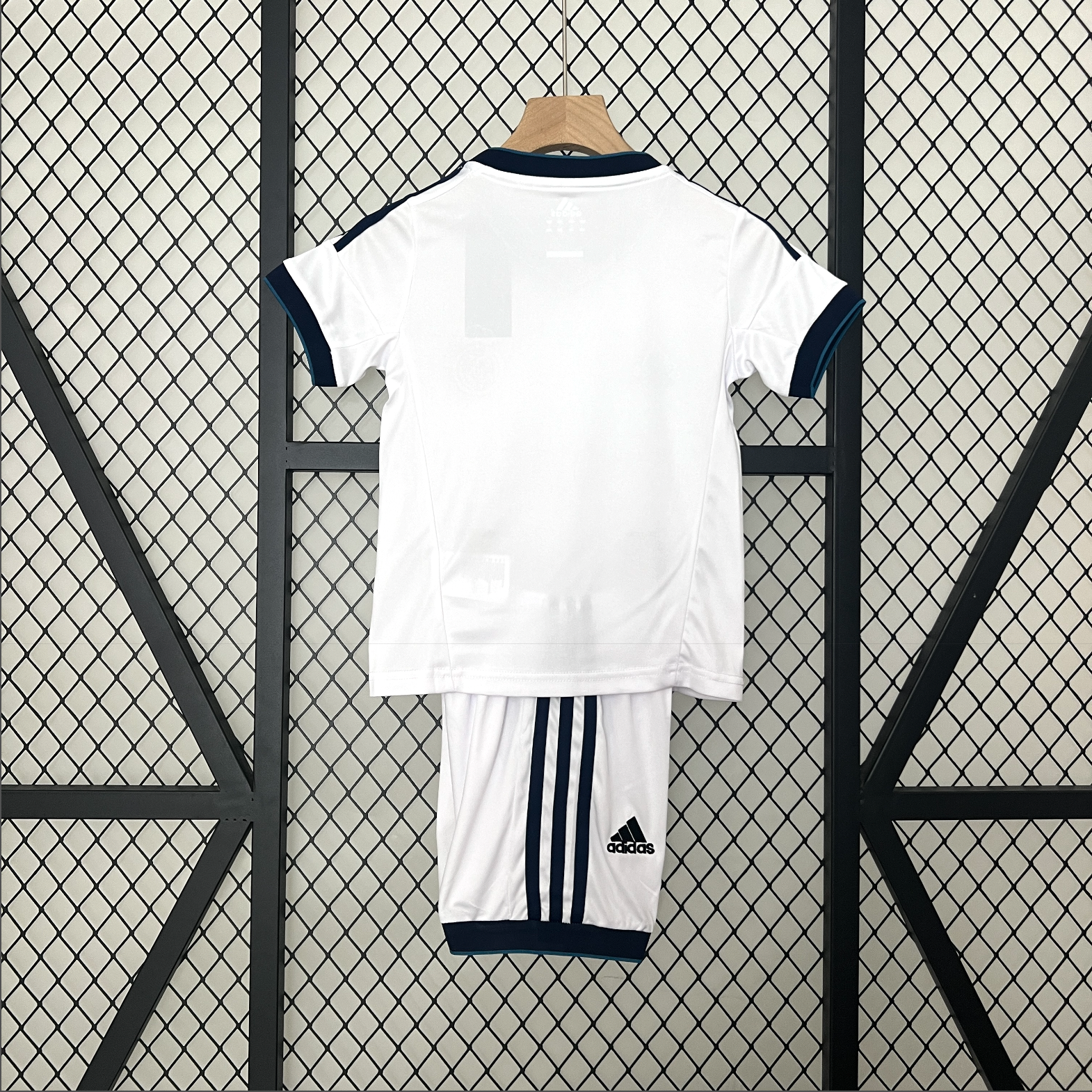 Real Madrid Kit Per Bambini
