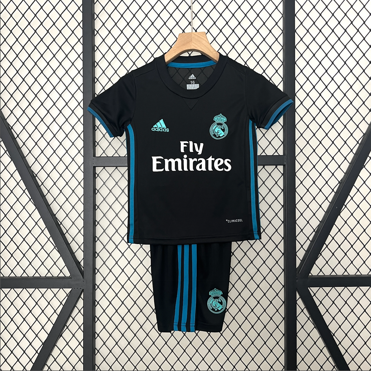Real Madrid Kit Per Bambini