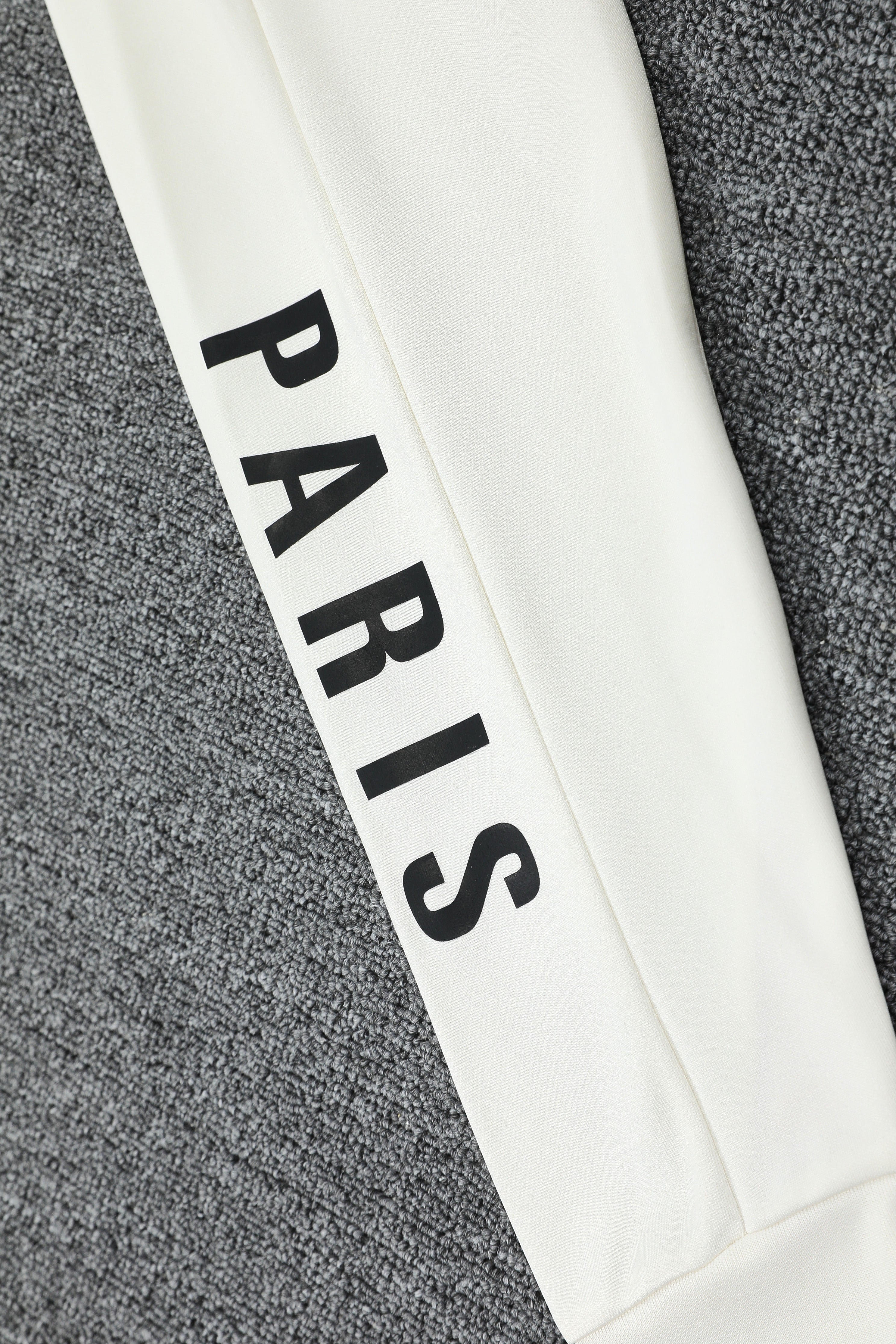 Paris Saint-Germain 2025 - Tracksuit