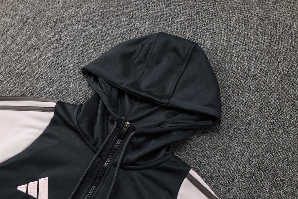 Real Madrid 2025 - Tracksuit