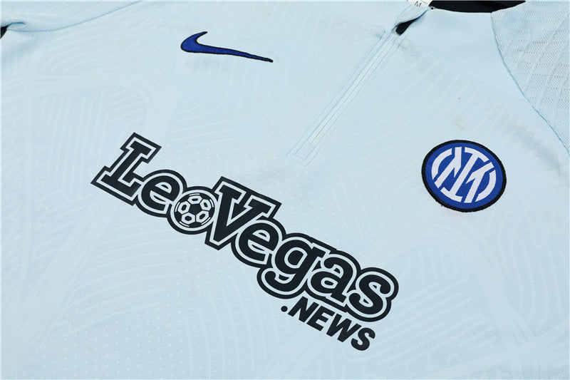 Totale Tra Il 2024 E Il 2025 2024